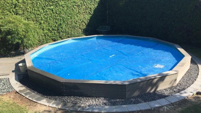 Ferienhaus Mit Pool Auf Pachtgrundstuck Bergern 101328 Sonstige Immobilien