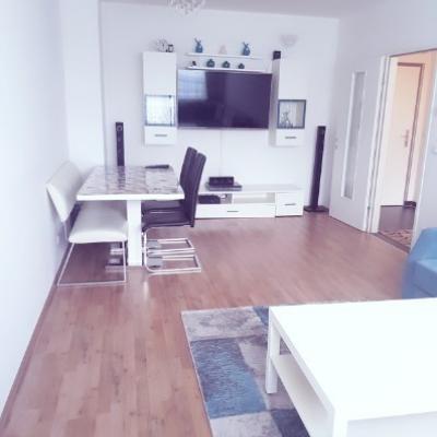 3 Zimmer Wohnung mit großem Balkon in Wr. Neustadt - thumb