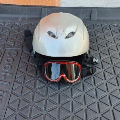 Skihelm_Skibrille - thumb