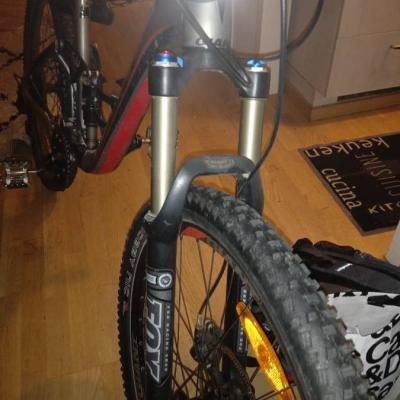 KTM GIANT Mountainbike - thumb