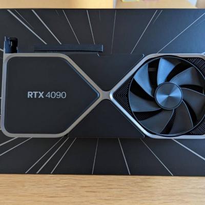 Nvidia Geforce RTX 4090 Karte - thumb
