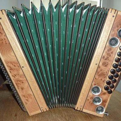 Alpengold steirische Harmonika ADGC - thumb
