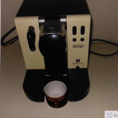 Biete Kaffee- Automat - thumb