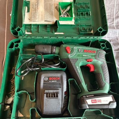 BOSCH Akku-Bohrhammer Uneo Maxx - thumb