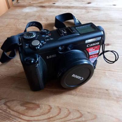 Canon PowerShot G5 mit 7,2/28,8 Objektiv - thumb