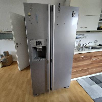 Side by Side Kühlschrank mit Eiswürfel - thumb