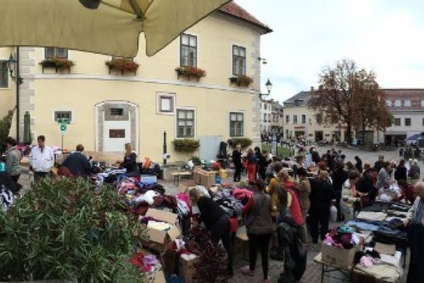 16. Mödlinger Charity-Flohmarkt