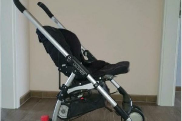 gebrauchten Kinderwagen leicht und klappbar