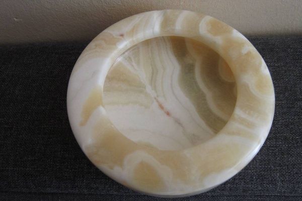 Schöner Marmor Aschenbecher - Onyx - Naturstein - Durchmesser: 12cm