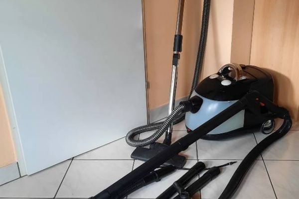Aqua King Nass- und Trockenreinigungssystem inkl. Zubehör