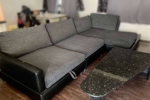 XXL-Couch mit Bettfunktion & Bettkasten