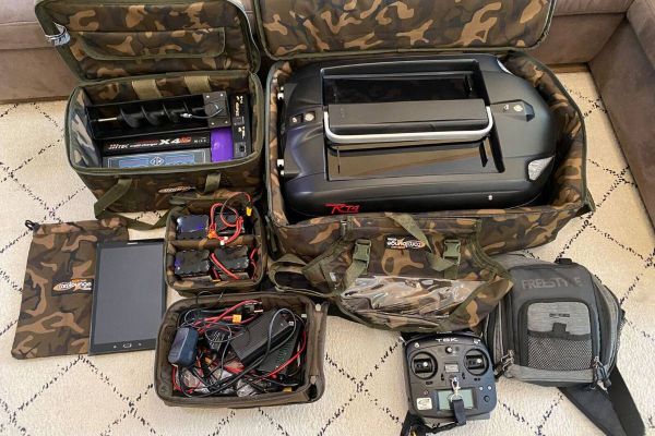RT4 Futterboot All-in Set  paar mal benutzt