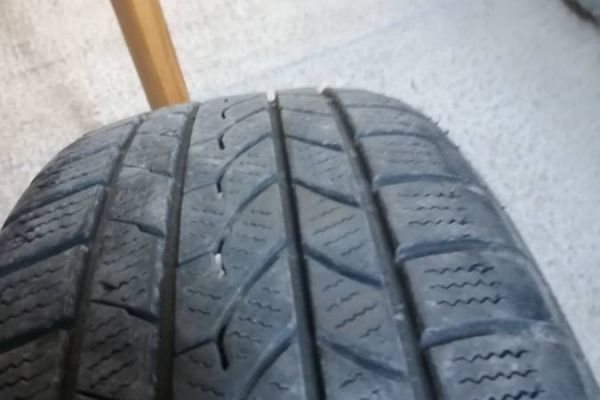 4 Reifen Marke Falken NEU M=S 195/65 +Sitzbeheizer