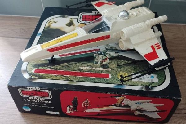 Star Wars X Wing Fighter Das Imperium schlägt