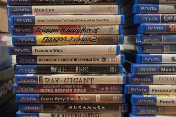Sony PlayStation Vita Konsole und Sammlung