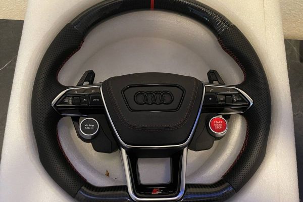 Audi A6 4K Lenkrad Carbon