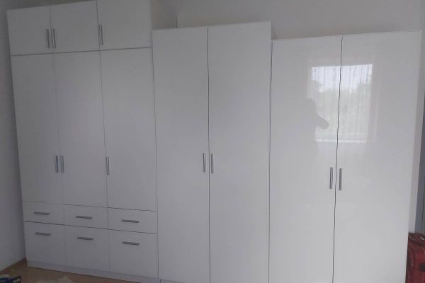 Schlafzimmerschrank