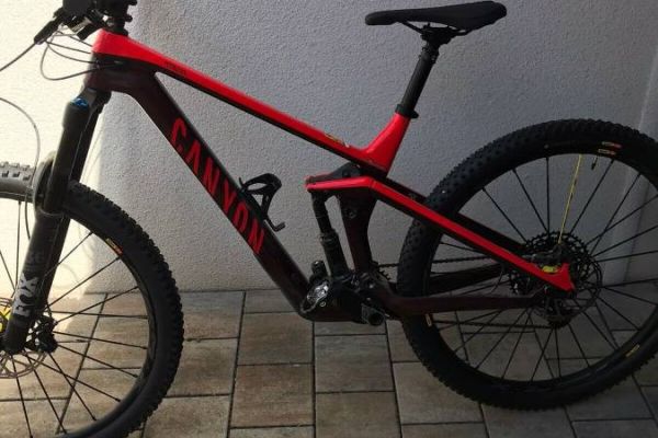 Canyon Strive CF 5.0 29 Mountainbike