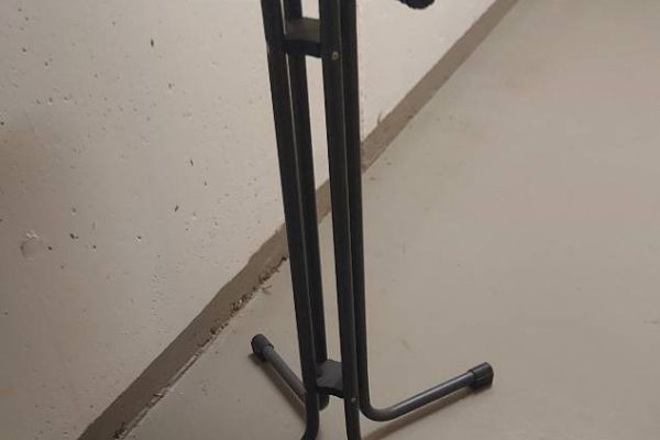 Stehtisch - Ø 70 cm - klappbar - Farbe anthrazit