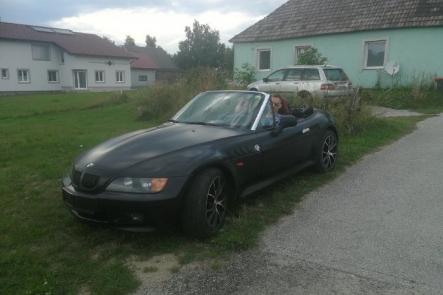 BMW Z3 mit Pickerl - Bild 1