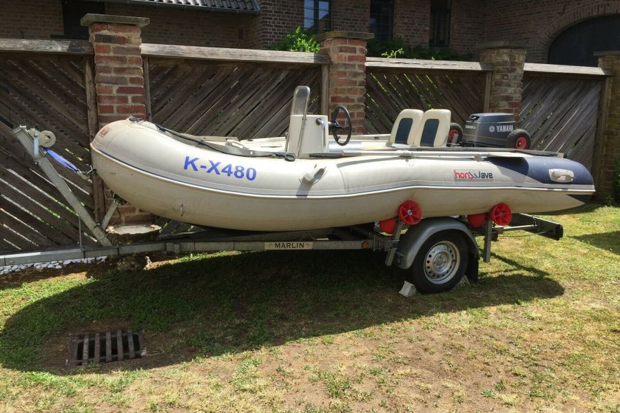 Schlauchboot mit Motor und Anhänger 4,10m x 2,00m - Bild 3