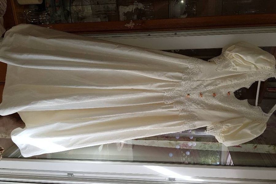 Brautkleid für steirische Hochzeit - Bild 2