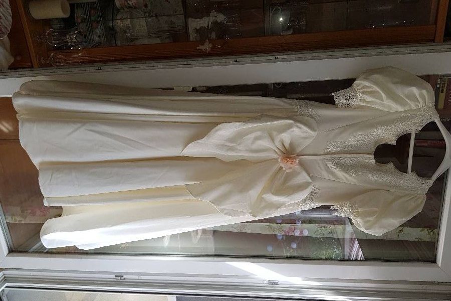 Brautkleid für steirische Hochzeit - Bild 5