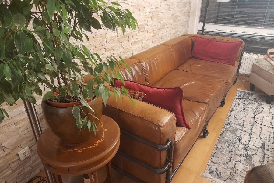 4-Sitzer-Sofa im Industriestil aus Leder, Havannafarben (fast neu!) - Bild 3
