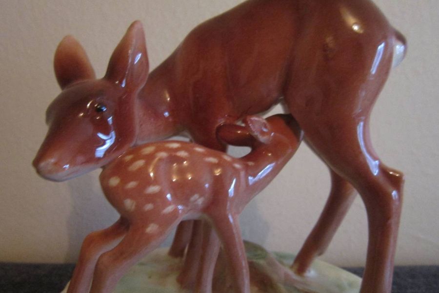 Reh mit Kitz - Porzellan - alte Figur - Bild 1