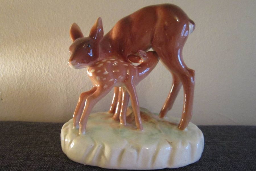 Reh mit Kitz - Porzellan - alte Figur - Bild 2