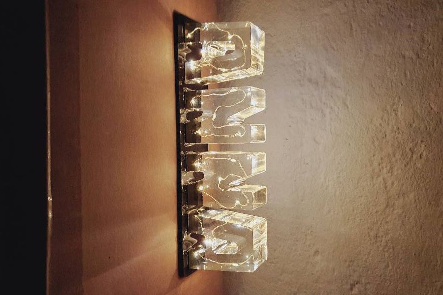 Edler Schriftzug aus Epoxidharz mit LED-Beleuchtung - Bild 2