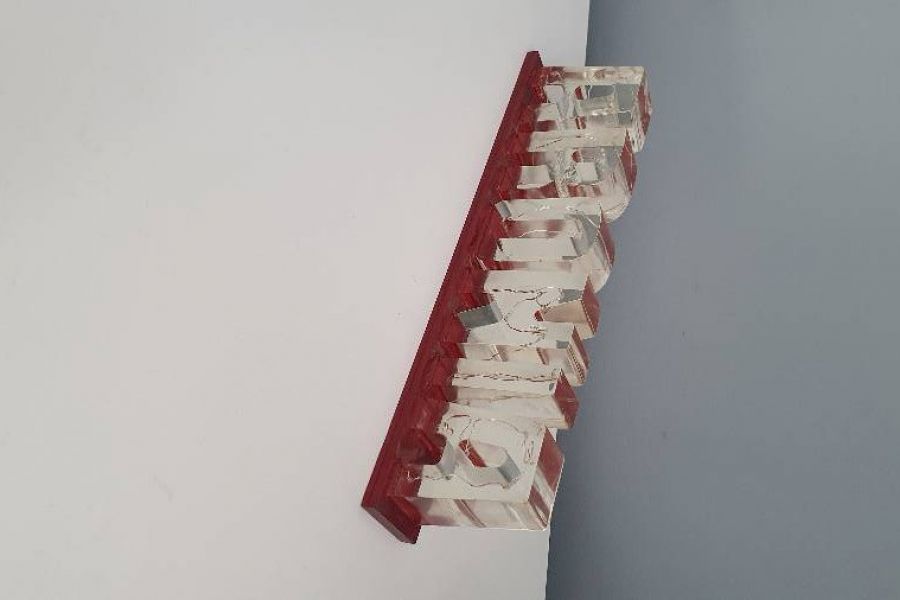 Edler Schriftzug aus Epoxidharz mit LED-Beleuchtung - Bild 3