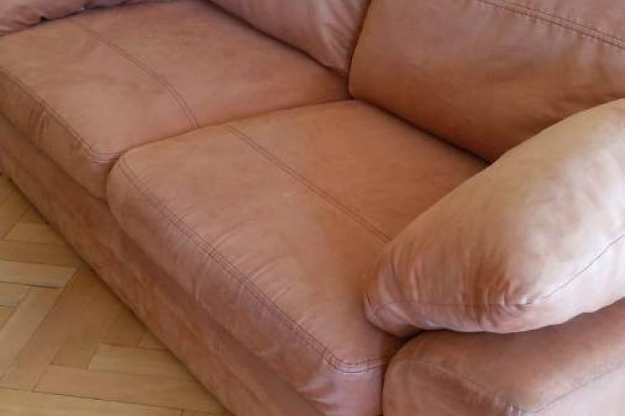 Bequemes und weiches Sofa / Couch in Raulederoptik - Bild 1
