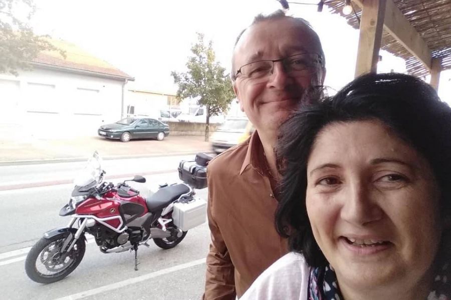 Nettes Paar sucht nettes Paar oder einzelne Dame - Bild 1