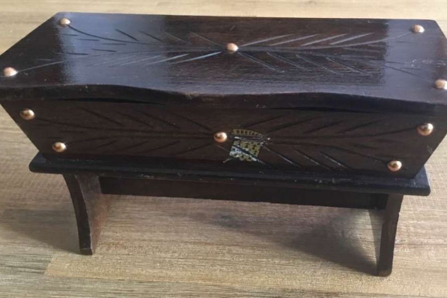 Antike Holzschatulle, Massivholz aus Frankreich-Bretagne - Bild 2