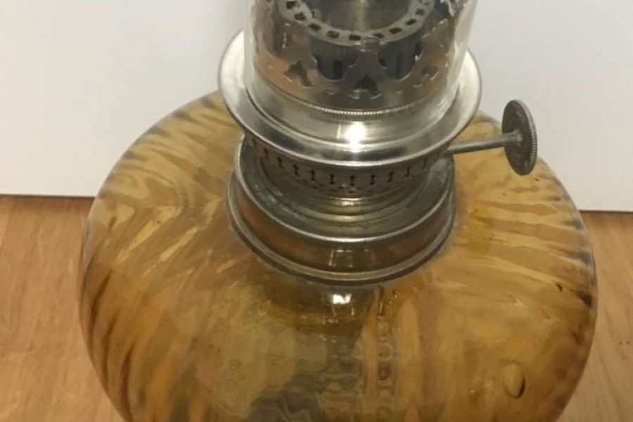Antike Petroleumlampe - Bild 2