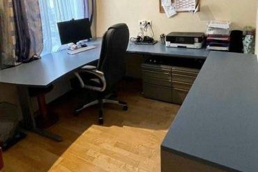 Hochwertiges Büromöbelset oder auch Einzelstücke (Marke: Hali) - Bild 2