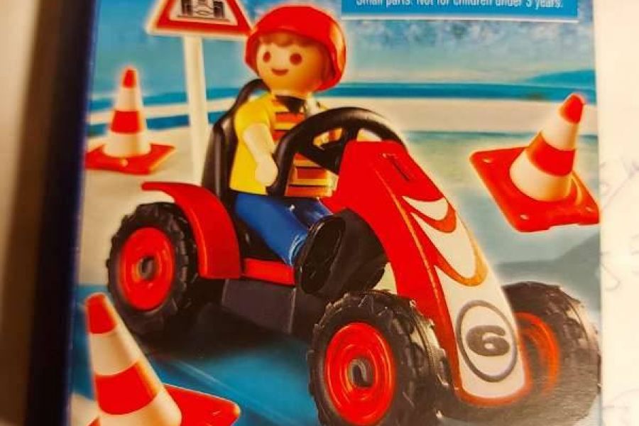 70428 PLAYMOBIL Kind mit Racing Kart - Bild 1