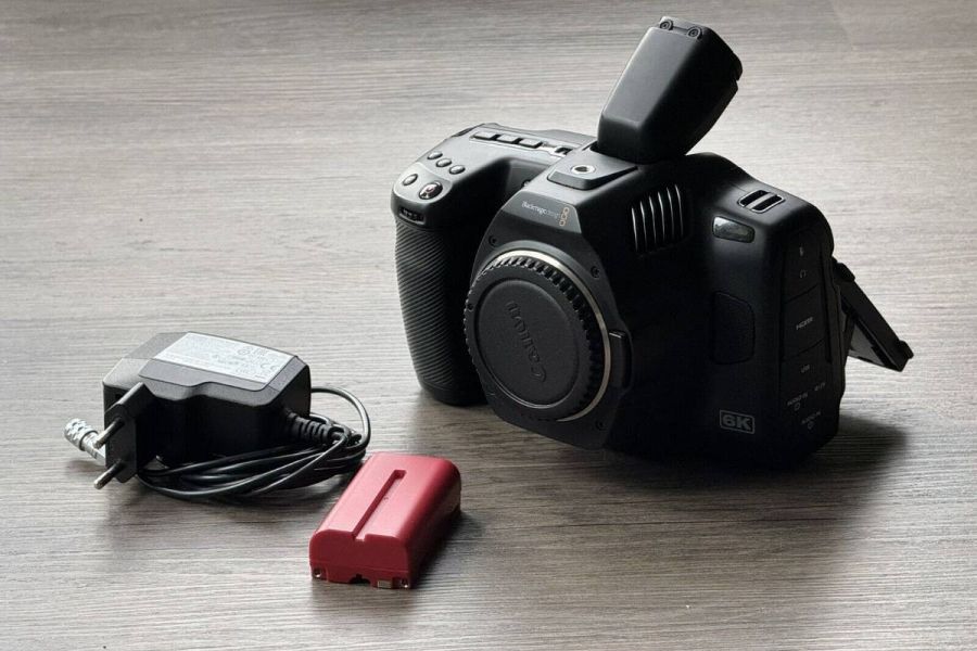 Blackmagic Pocket Cinema Camera 6K Pro - Bild 1