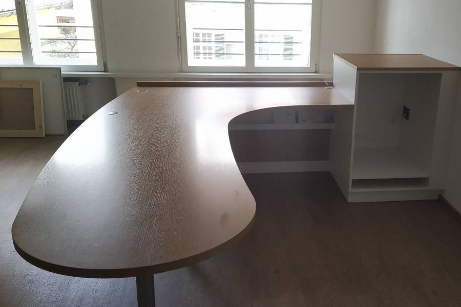 Schreibtisch - Bild 3
