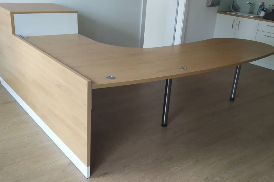Schreibtisch - Bild 4