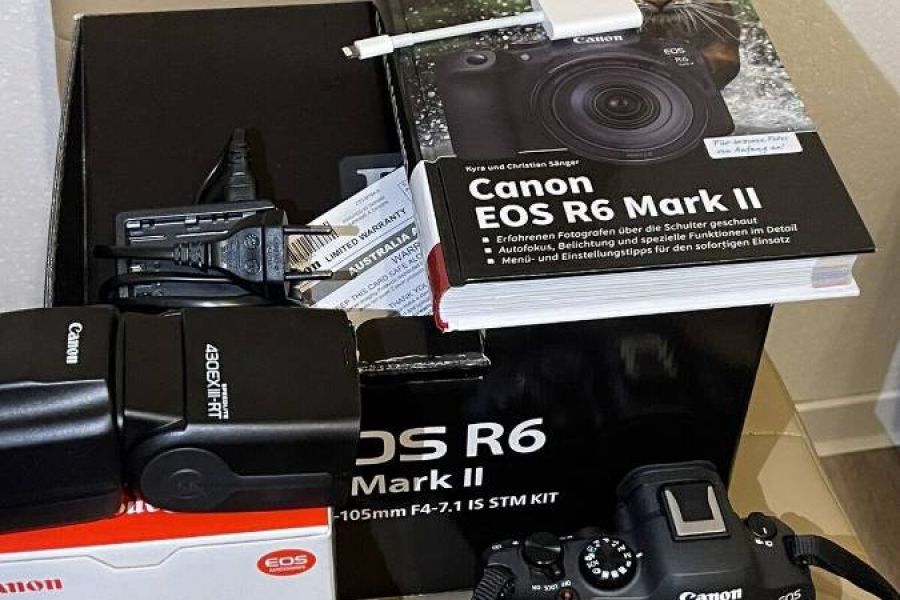 Canon EOS R6 Mark II Mirrorless Camera - Bild 1