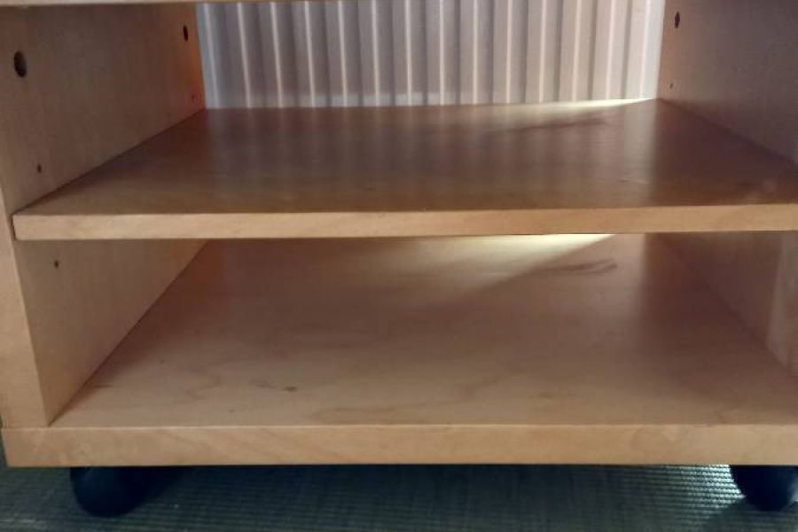 IKEA TV-Tisch (rollbar) - Bild 2