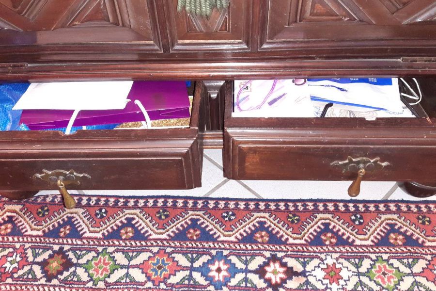 Truhe Antiquariat - Bild 3