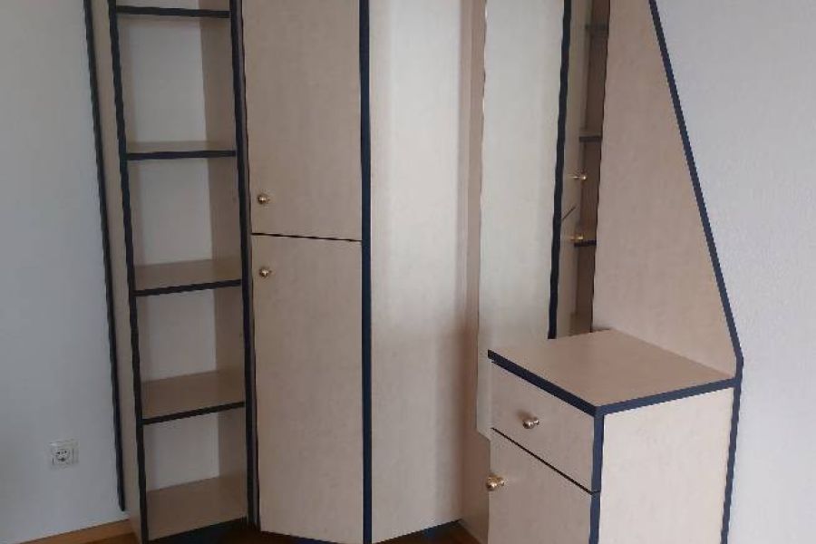 HOCHWERTIGE ECKKOMBINATION - Bild 1