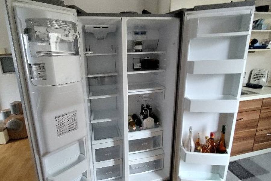 Side by Side Kühlschrank mit Eiswürfel - Bild 2